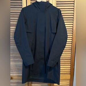Lululemon rain rebel jacket